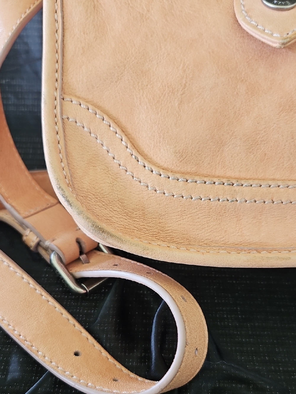 FRYE CROSSBODY HANDBAG, FRYE TAN LEATHER BAG - Picture 7 of 12
